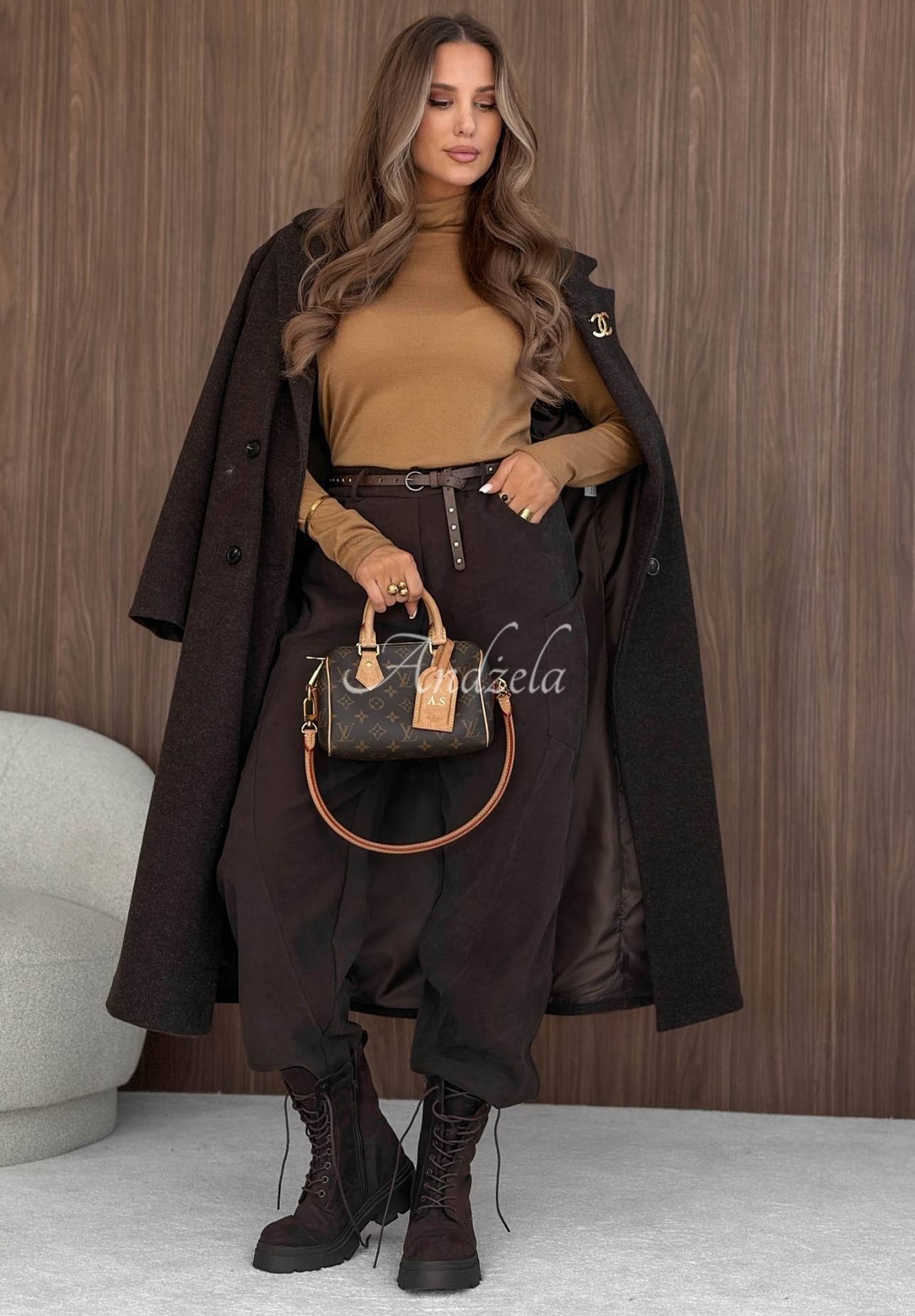 Lightweight camel-colored Royal Wool turtleneck sweater