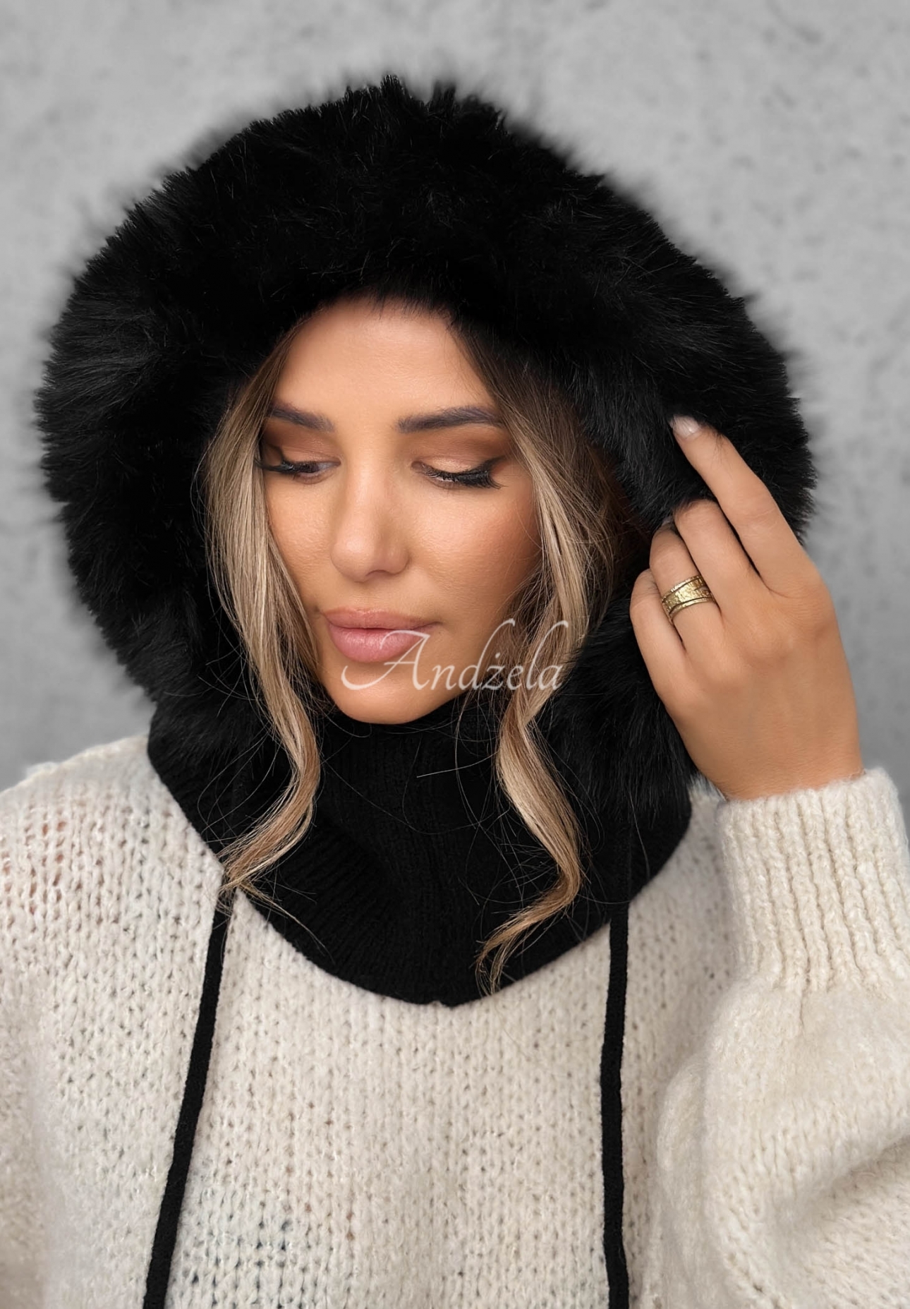 Komin balaclava z futerkiem Winter Crush czarny