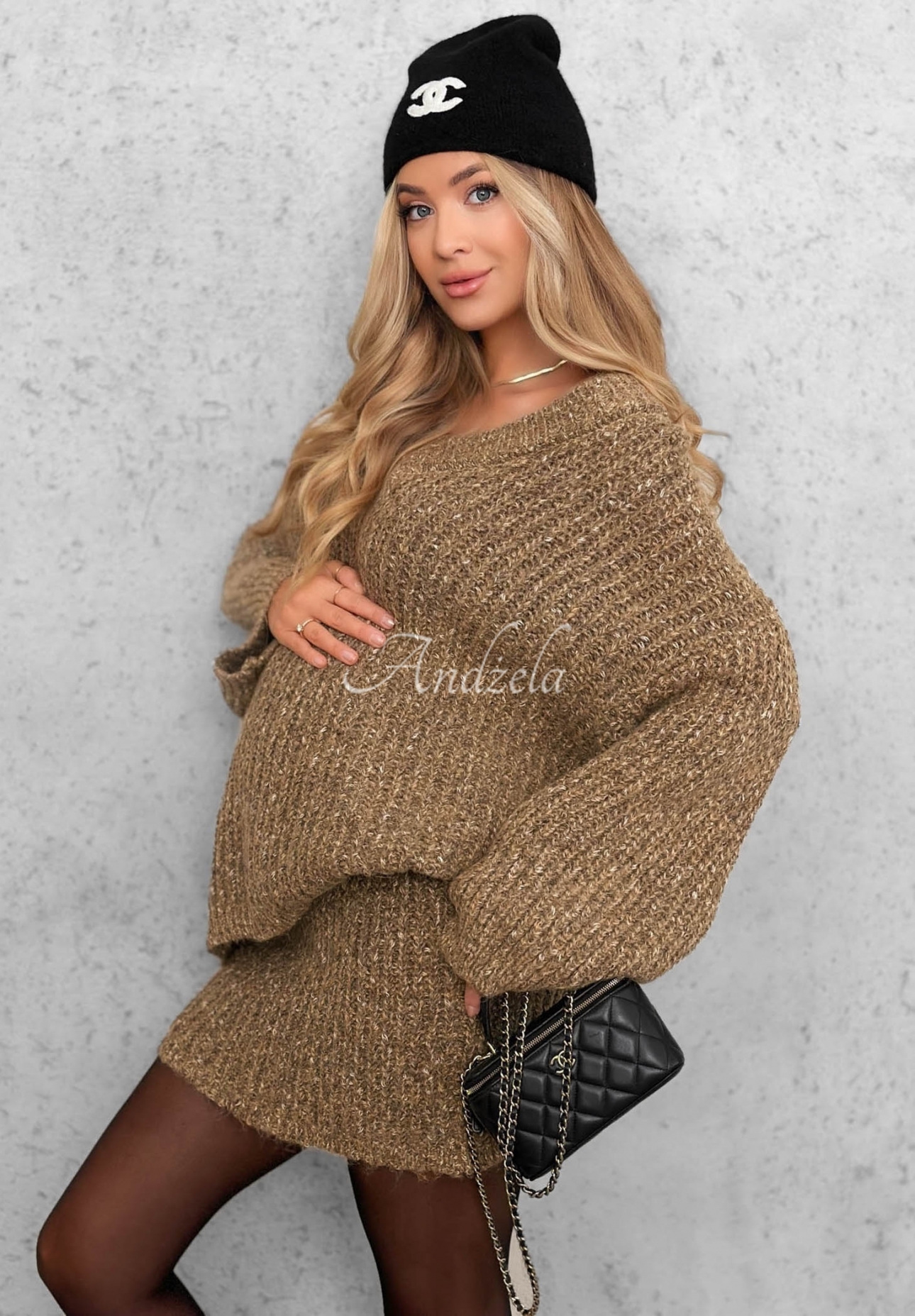 Dzianinowy komplet sweter i spódniczka mini z wełną Cloud Hug mokka