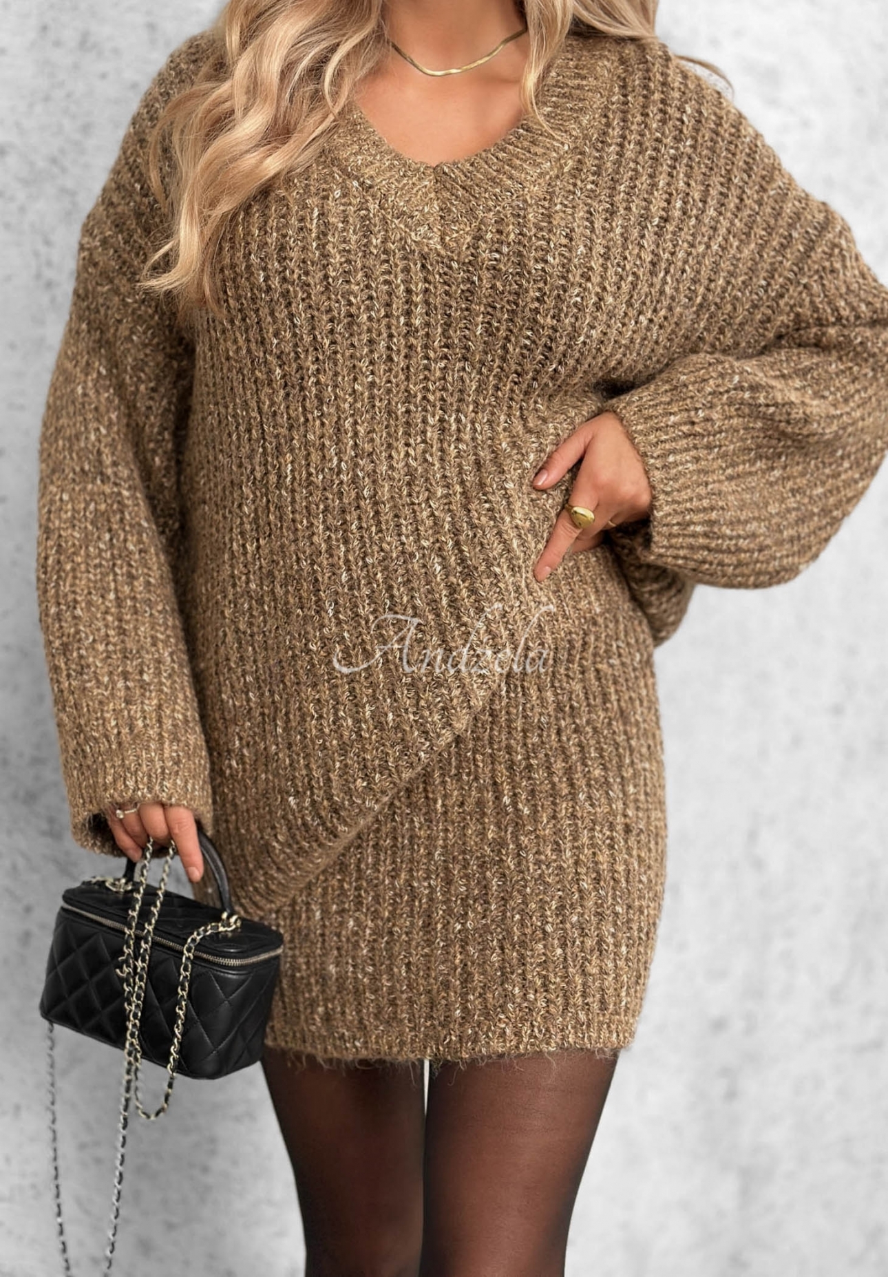 Dzianinowy komplet sweter i spódniczka mini z wełną Cloud Hug mokka