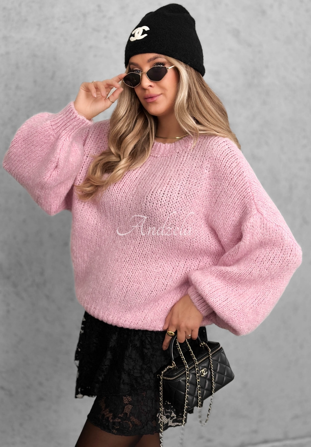 Soft, oversized sweater with wool and viscose from Cloud Babe in powder pink