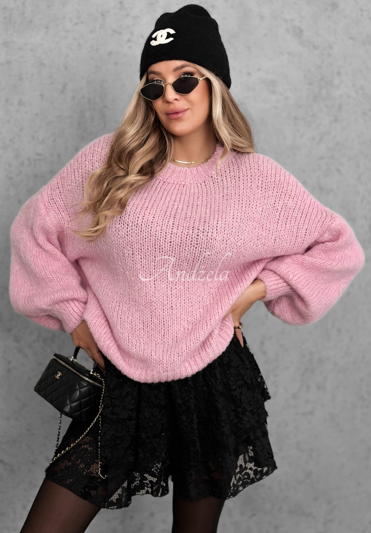 Miękki sweter oversize z wełną i wiskozą Cloud Babe pudrowy róż