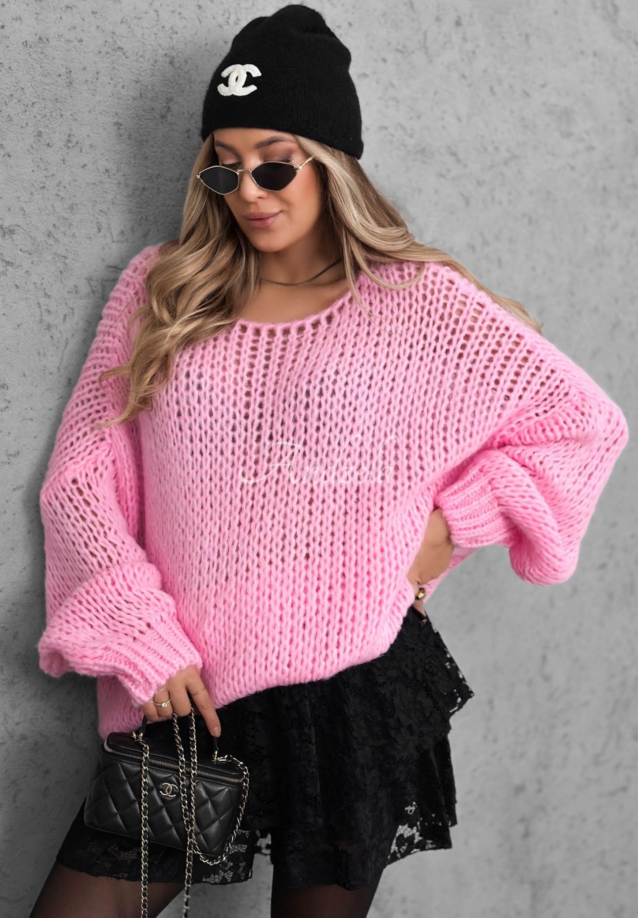Miękki sweter oversize z wełną i wiskozą Sugar Babe różowy