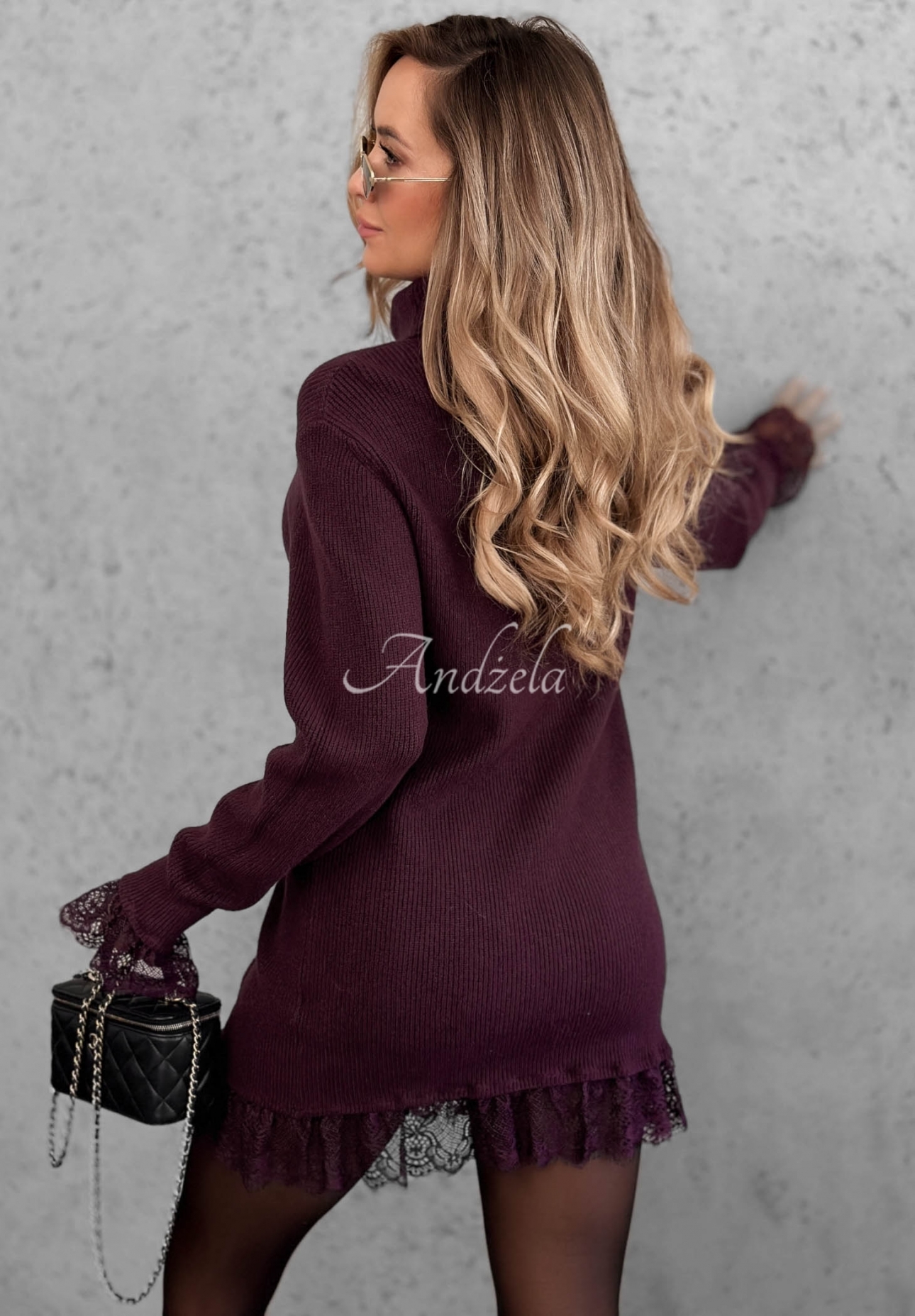 Autumn Spell Berry-Colored Viskose Knit Dress with Turtleneck and Lace