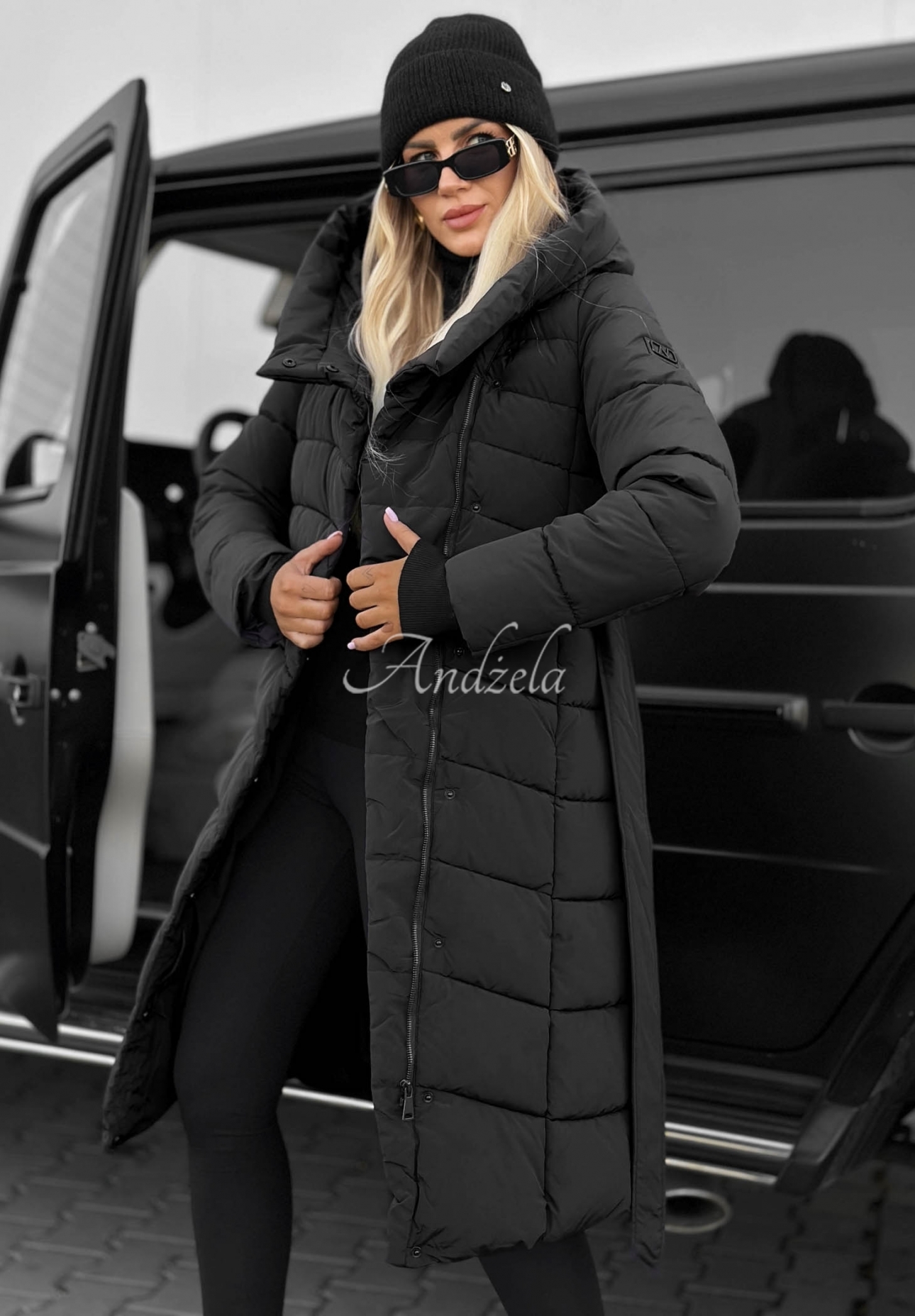 Snow Empress Long Quilted Jacket with Hood and Belt, Black